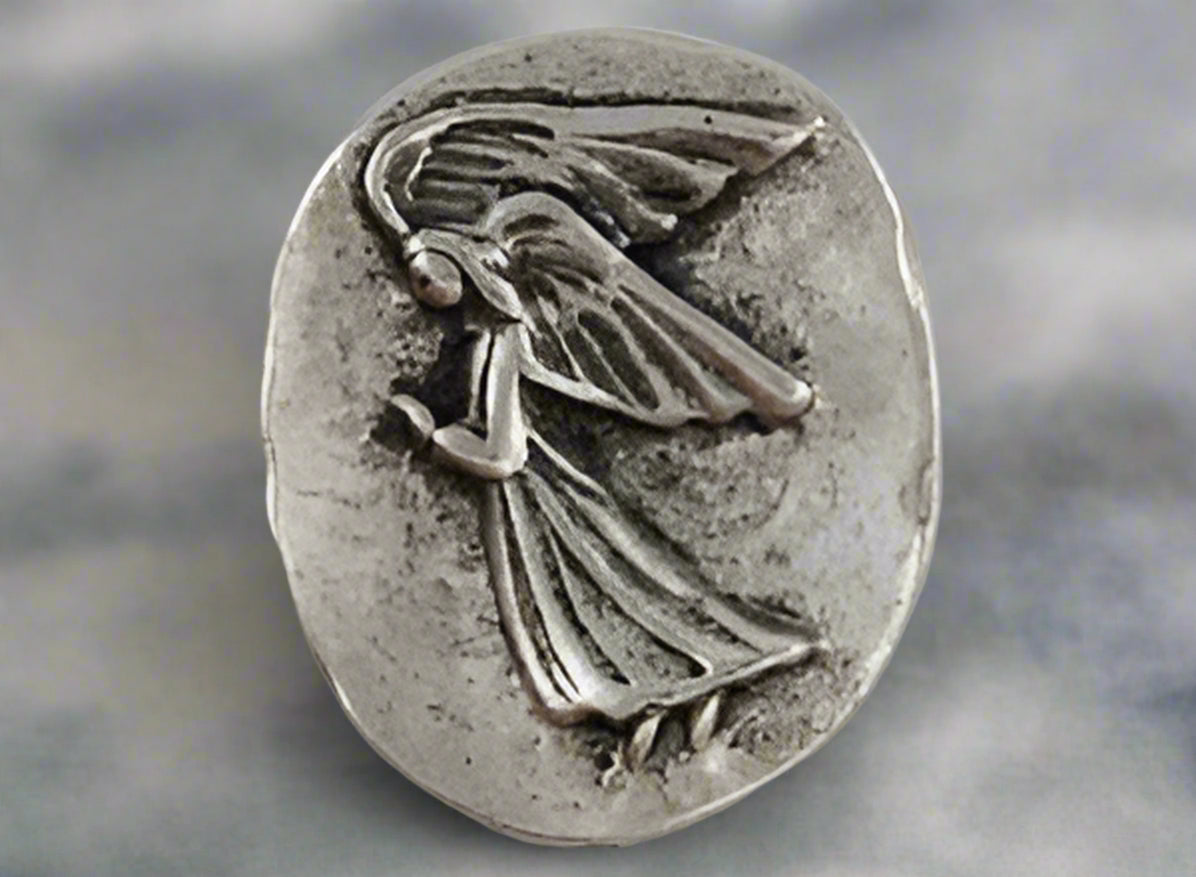 Angel pocket stone