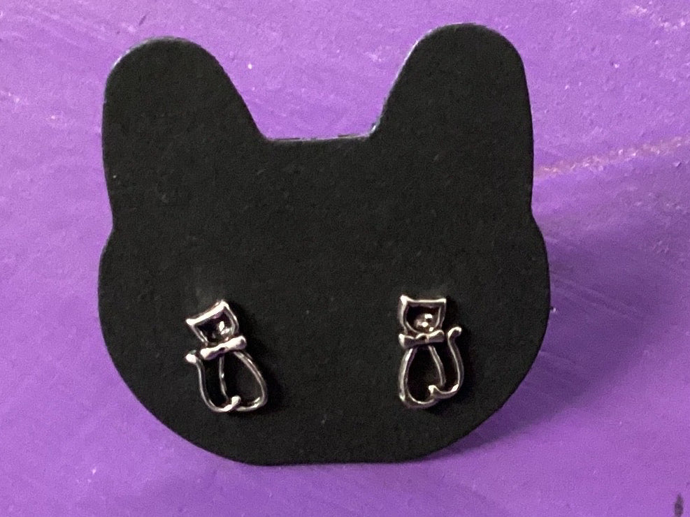 Sterling Silver Cat w/Bowtie Stud Earrings