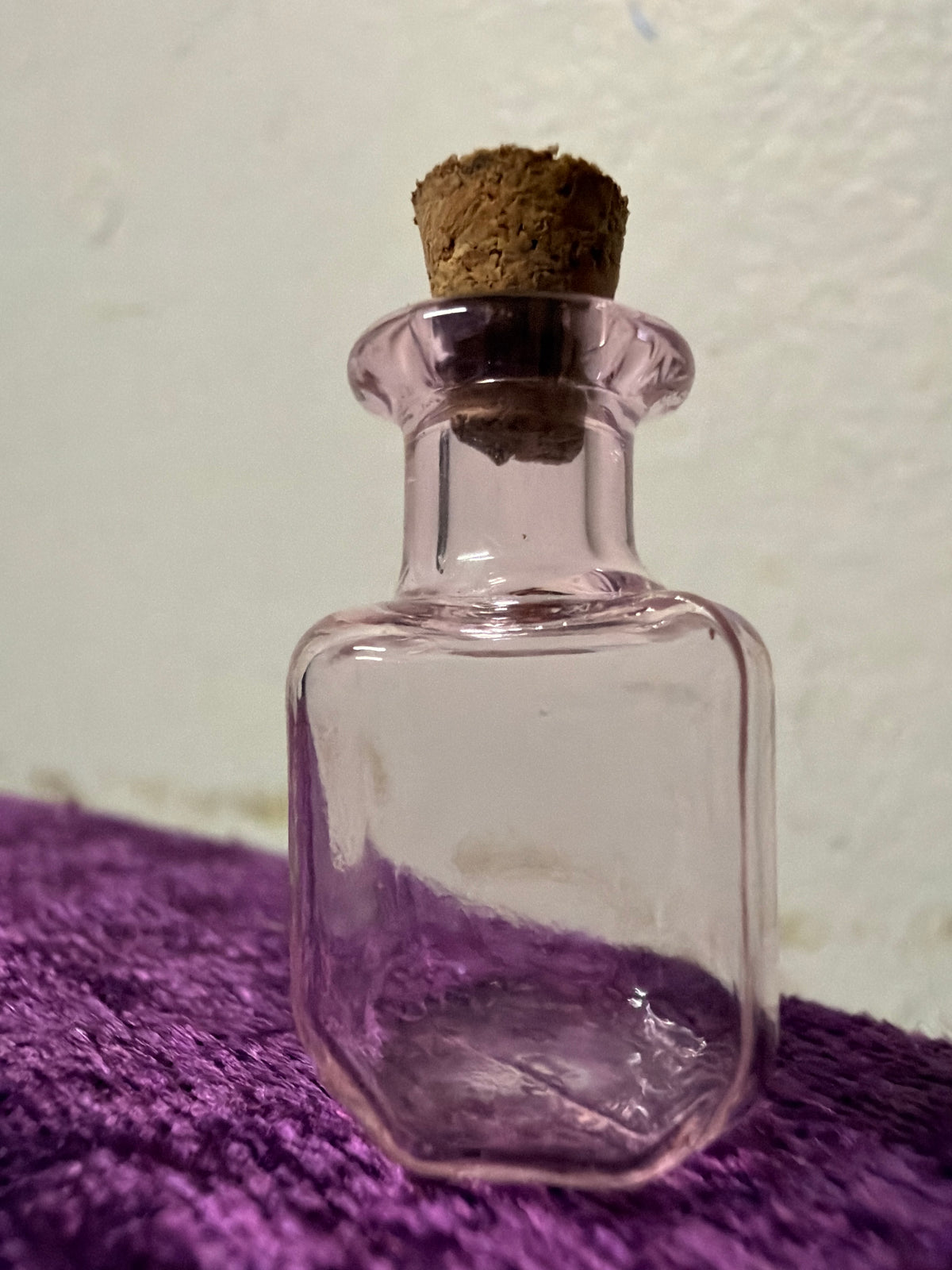 Mini Colorful Glass Bottle w/Cork Glass Vial