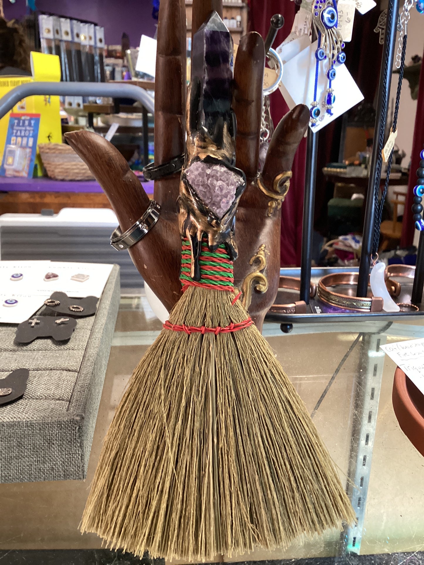 Amethyst & Fluorite Broom 7”