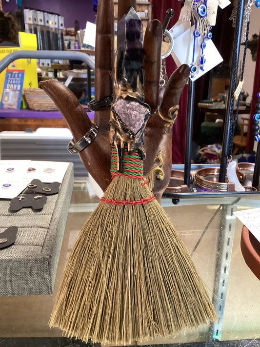 Amethyst & Fluorite Broom 7”