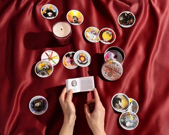 Wild Unknown Pocket Archetypes Deck, The: Kim Krans