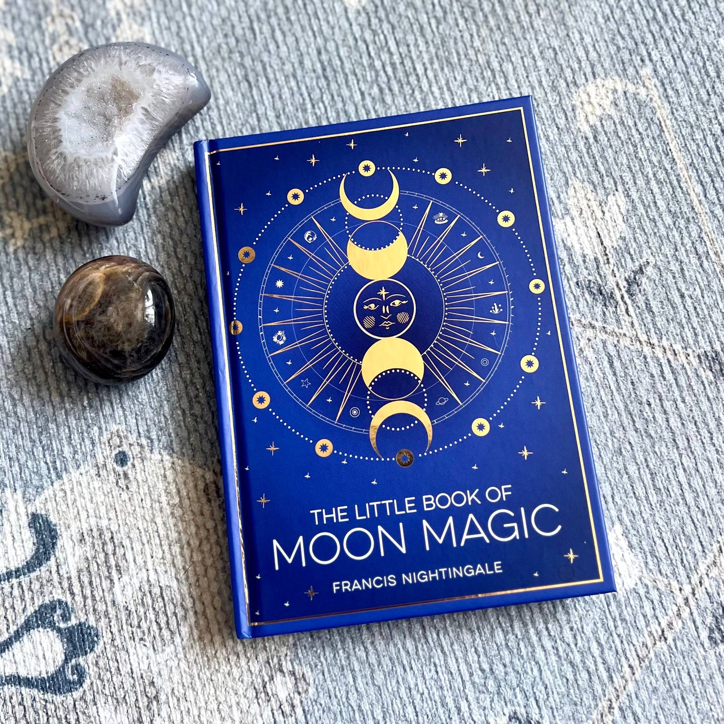 The Little Book of Moon Magic: Lunar Lore, Rituals & Spells