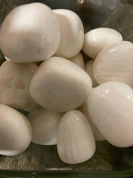 Scolecite tumbled stone