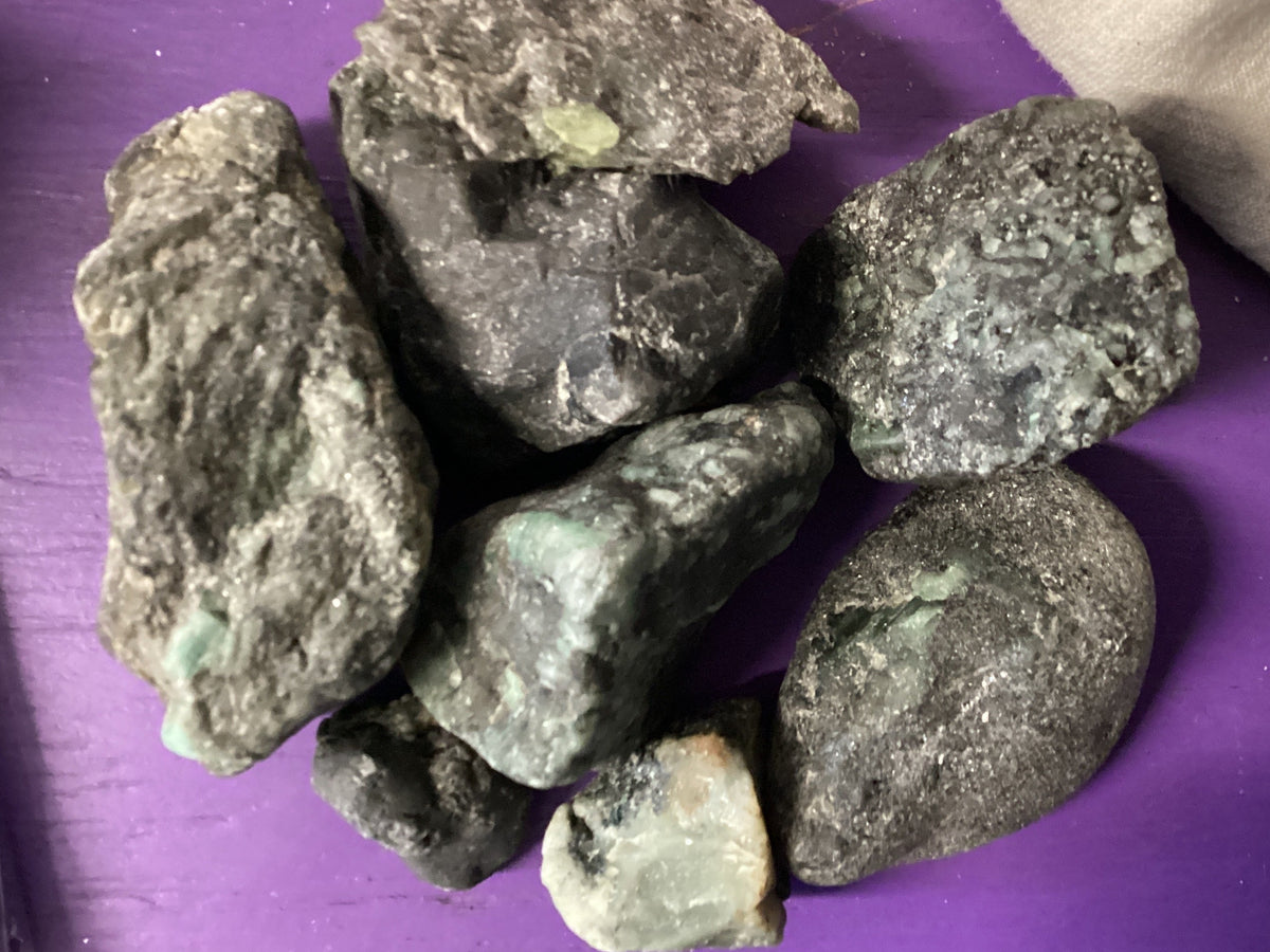 Emerald untumbled stone raw