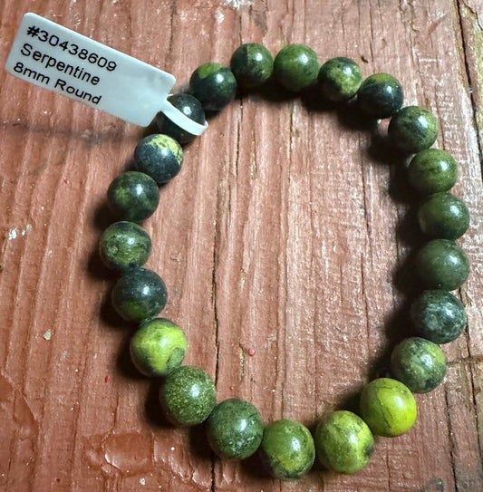 Serpentine gemstone bracelet