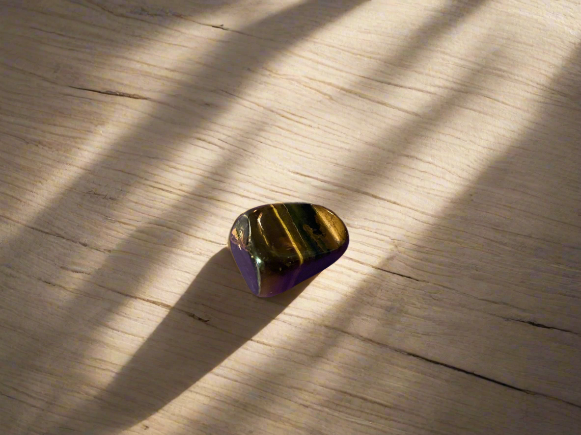 Tiger’s Eye is a popular stone for grounding, protection, & energy shifting. 