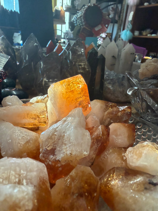 Citrine natural points