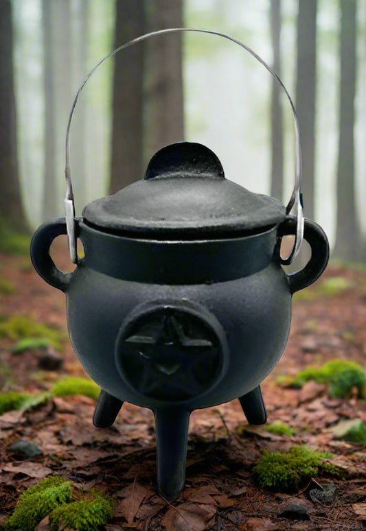 3" Pentagram cast iron cauldron w/ lid
