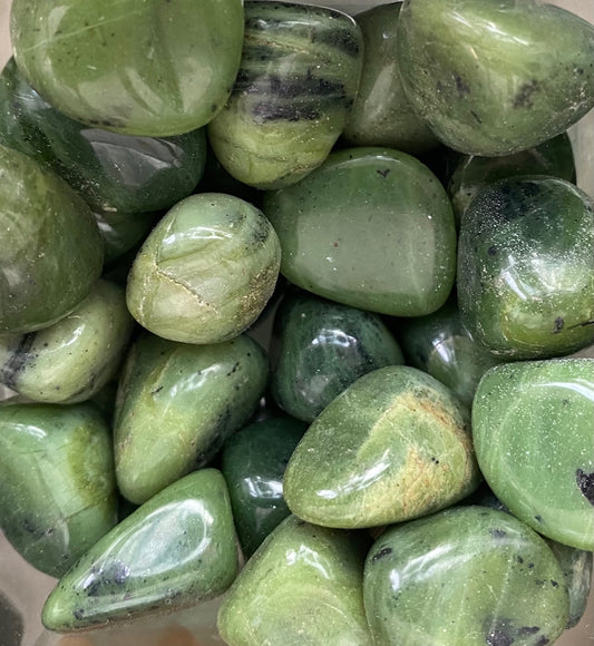 Serpentine tumbled stones