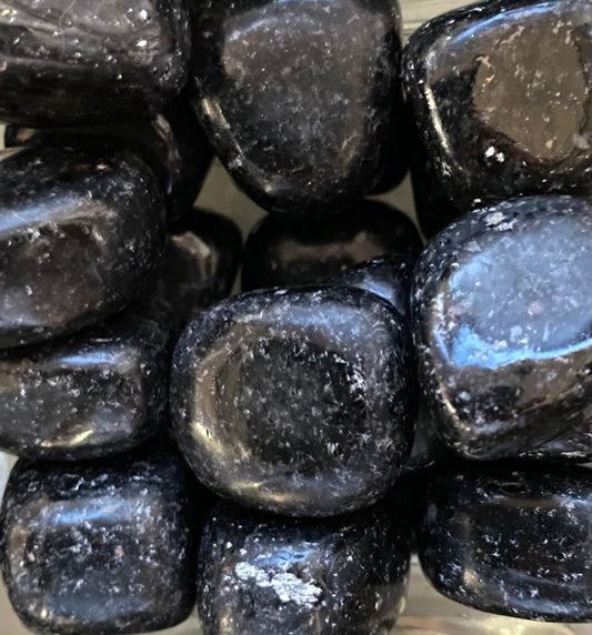 Nuummite (Coppernite) tumbled stone