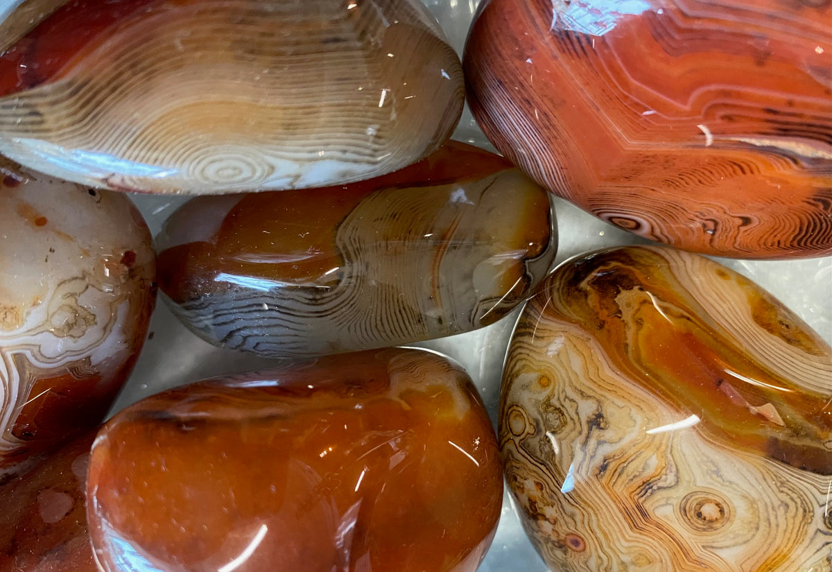 Natural Sardonyx Palm Stones Crystal