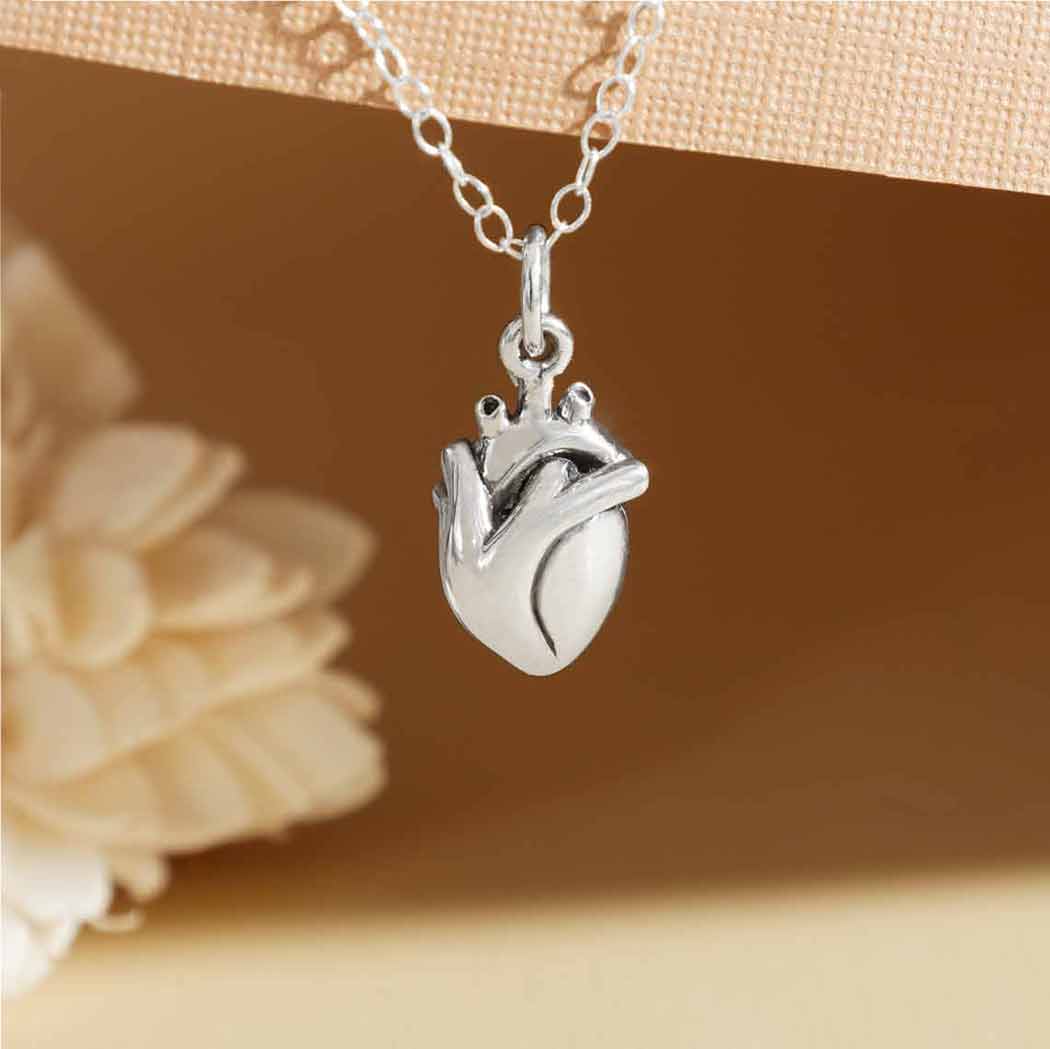 3D Anatomical Heart Necklace 18 Inch