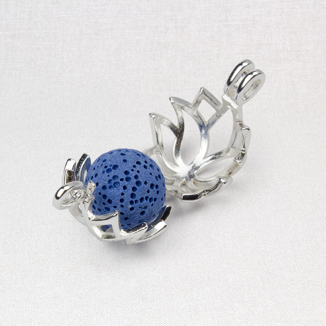 Sun's Eye Lotus Aromatherapy Enclosure Locket with Clay Diffuser Ball Set