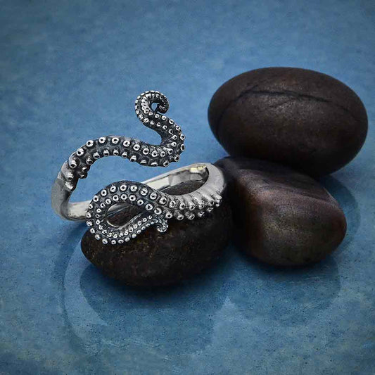 Adjustable Octopus Tentacle Ring